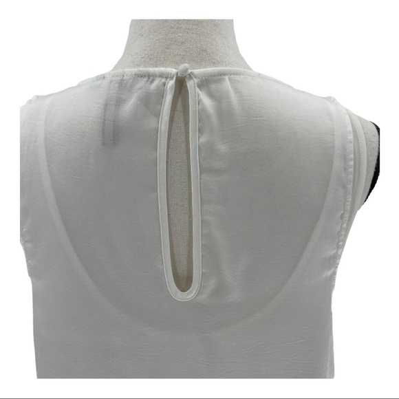 Guess Sleeveless High Low Hem Keyhole Blouse Sz M - Picture 4 of 7